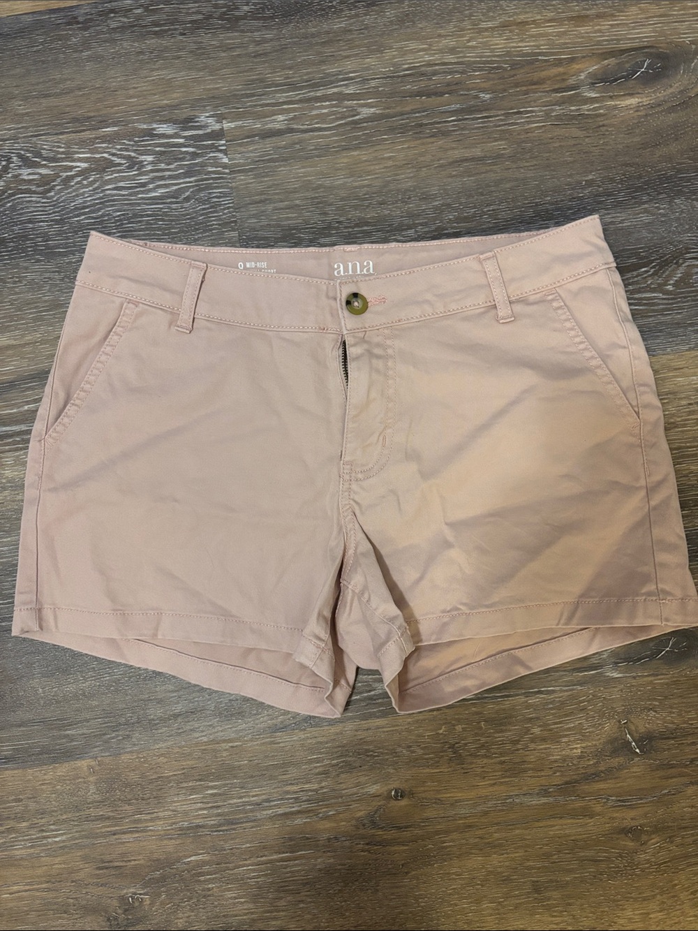 a.n.a Women's Chino Shorts in Light Pink Blush